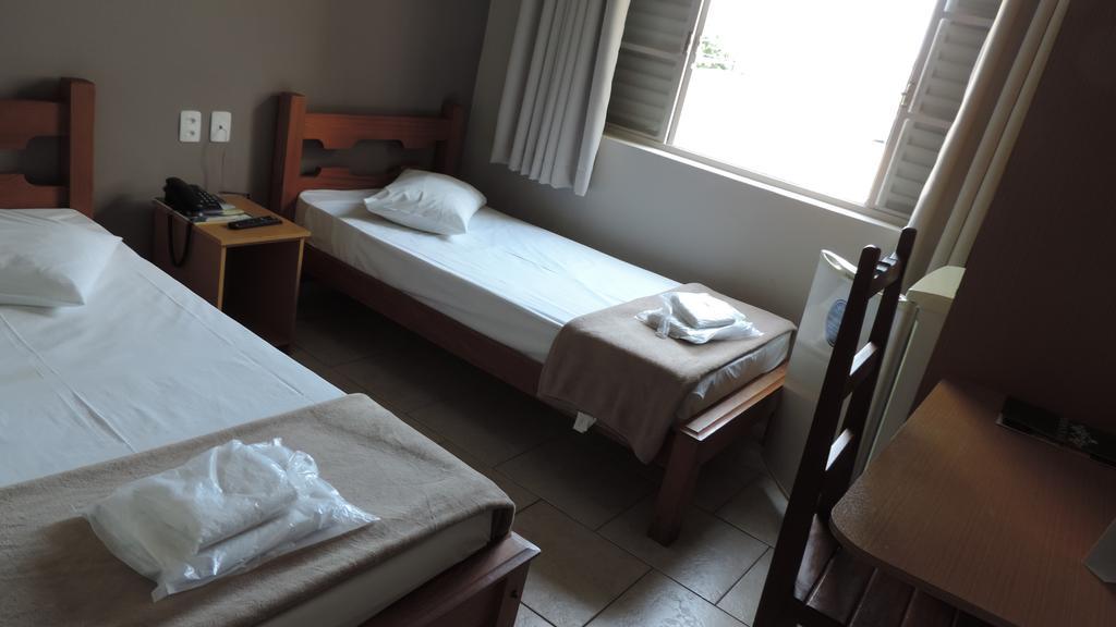 Presidente Hotel Passos Exteriör bild